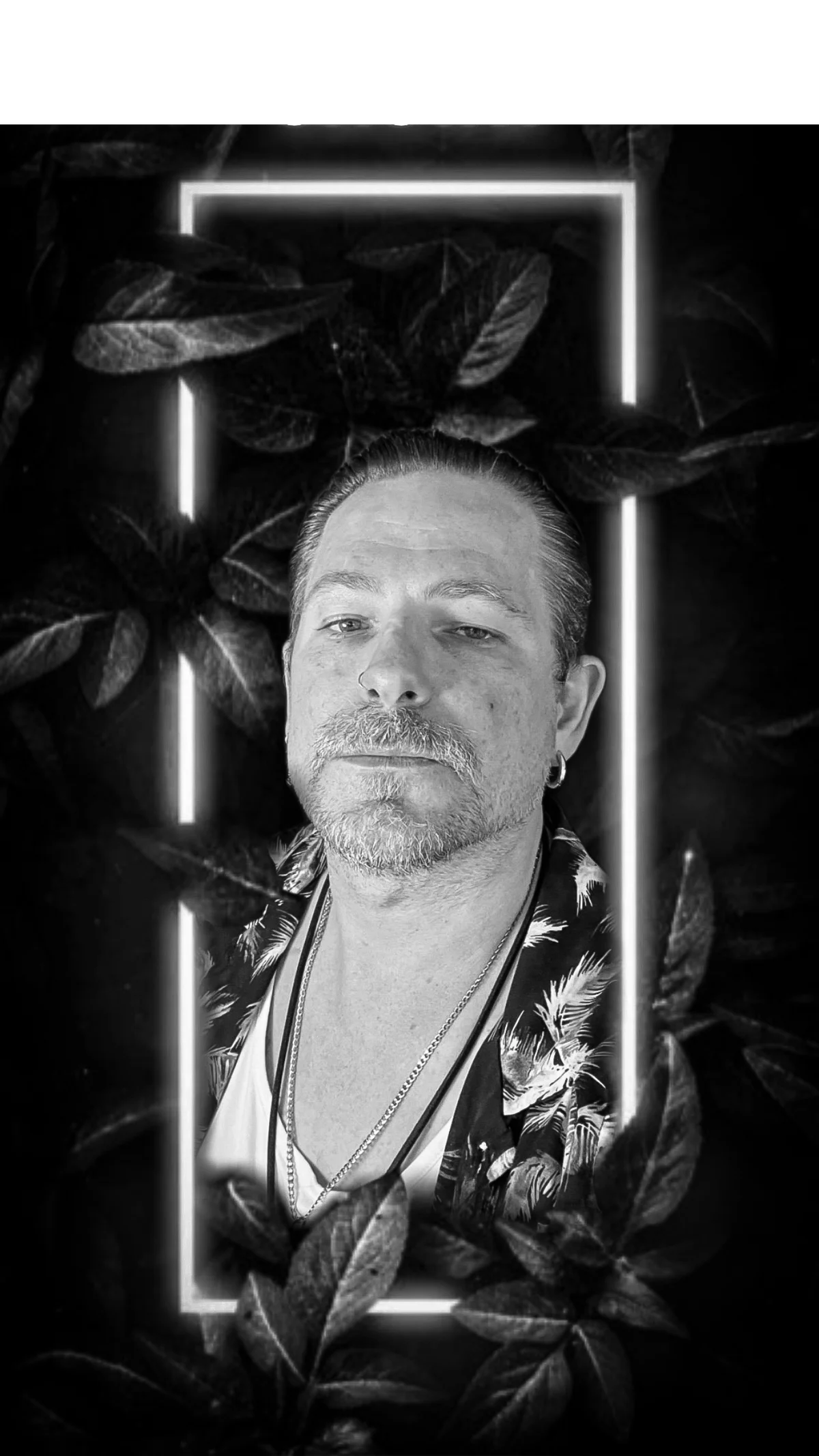 Sascha – Front Desk & Studio Support